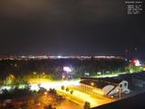 03 : 00