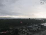 18 : 44