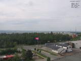 09 : 04