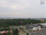 15 : 00