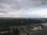 06 : 40