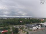 16 : 04