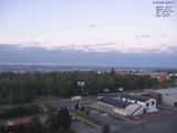 06 : 00