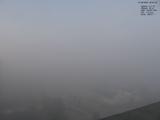 06 : 44