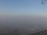 06 : 52