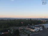 06 : 44