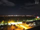 03 : 00
