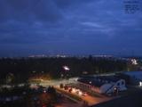 07 : 00