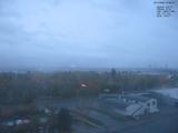 07 : 48