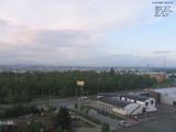 06 : 00