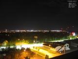 02 : 00