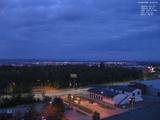 04 : 44