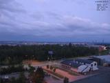 04 : 32