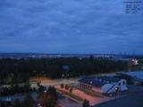 04 : 32