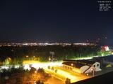 23 : 00