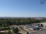 10 : 48