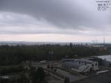 06 : 32