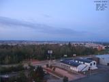 05 : 48