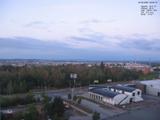 06 : 00