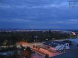05 : 48