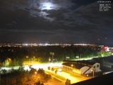 22 : 08