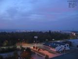 06 : 48