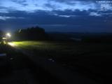 22 : 08