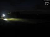 23 : 00