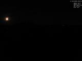 02 : 00