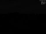 03 : 32