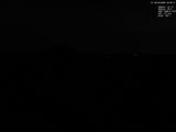 04 : 00