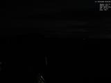 03 : 04