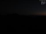 03 : 08