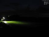 23 : 04