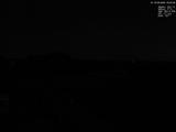 04 : 00
