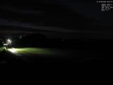 22 : 04