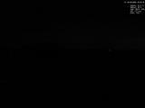 03 : 00