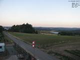 06 : 00