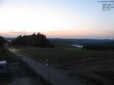 21 : 00