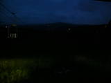 22 : 04