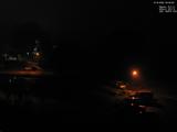 06 : 32