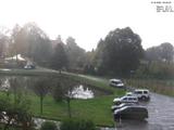 09 : 32
