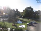 09 : 40