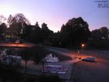 06 : 56