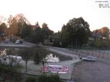 07 : 36