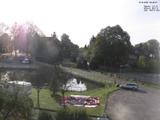 09 : 48