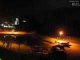 22 : 00