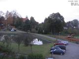 17 : 48