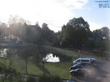 09 : 28