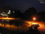 19 : 00